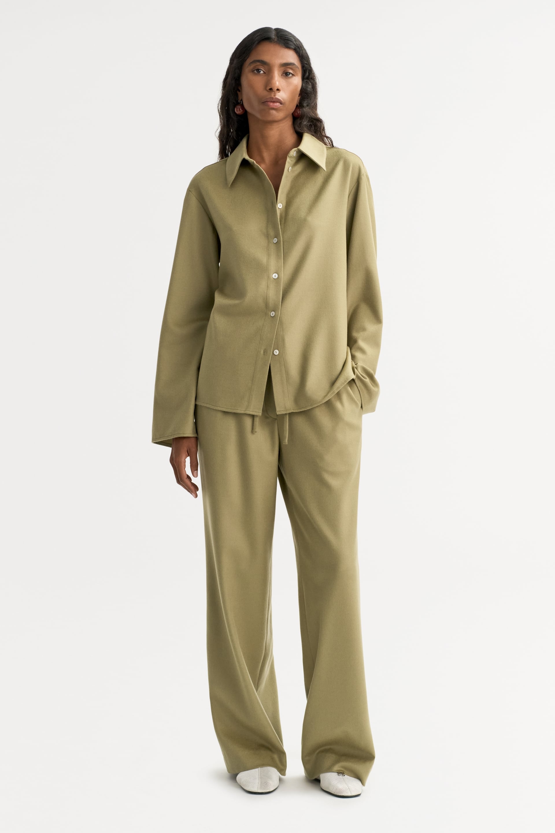 Woven pants Khaki
 2