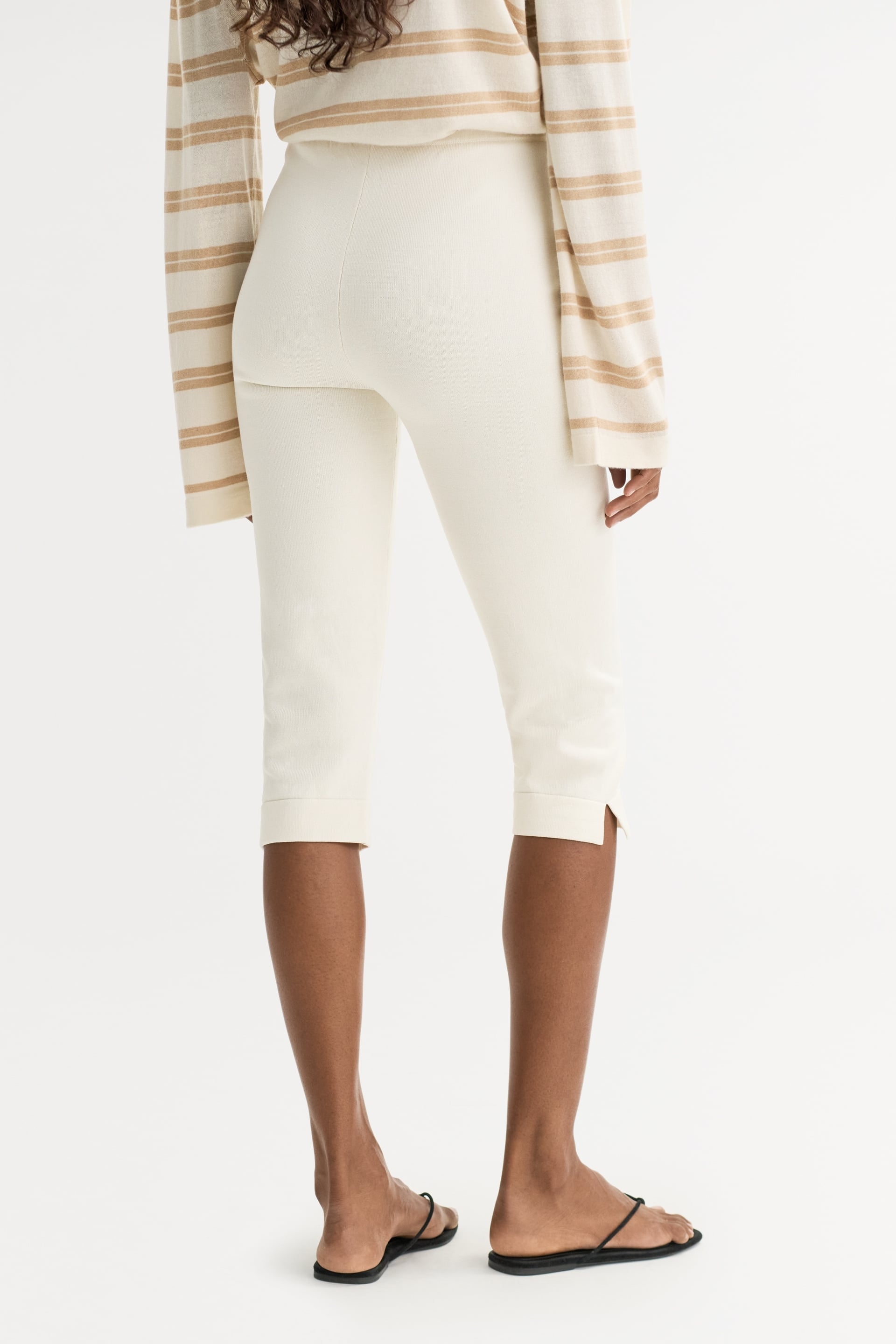 Capri pants 3